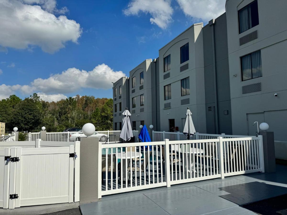 Spot X Hotel Tampa - Wesley Chapel By The Red Collection Exterior foto