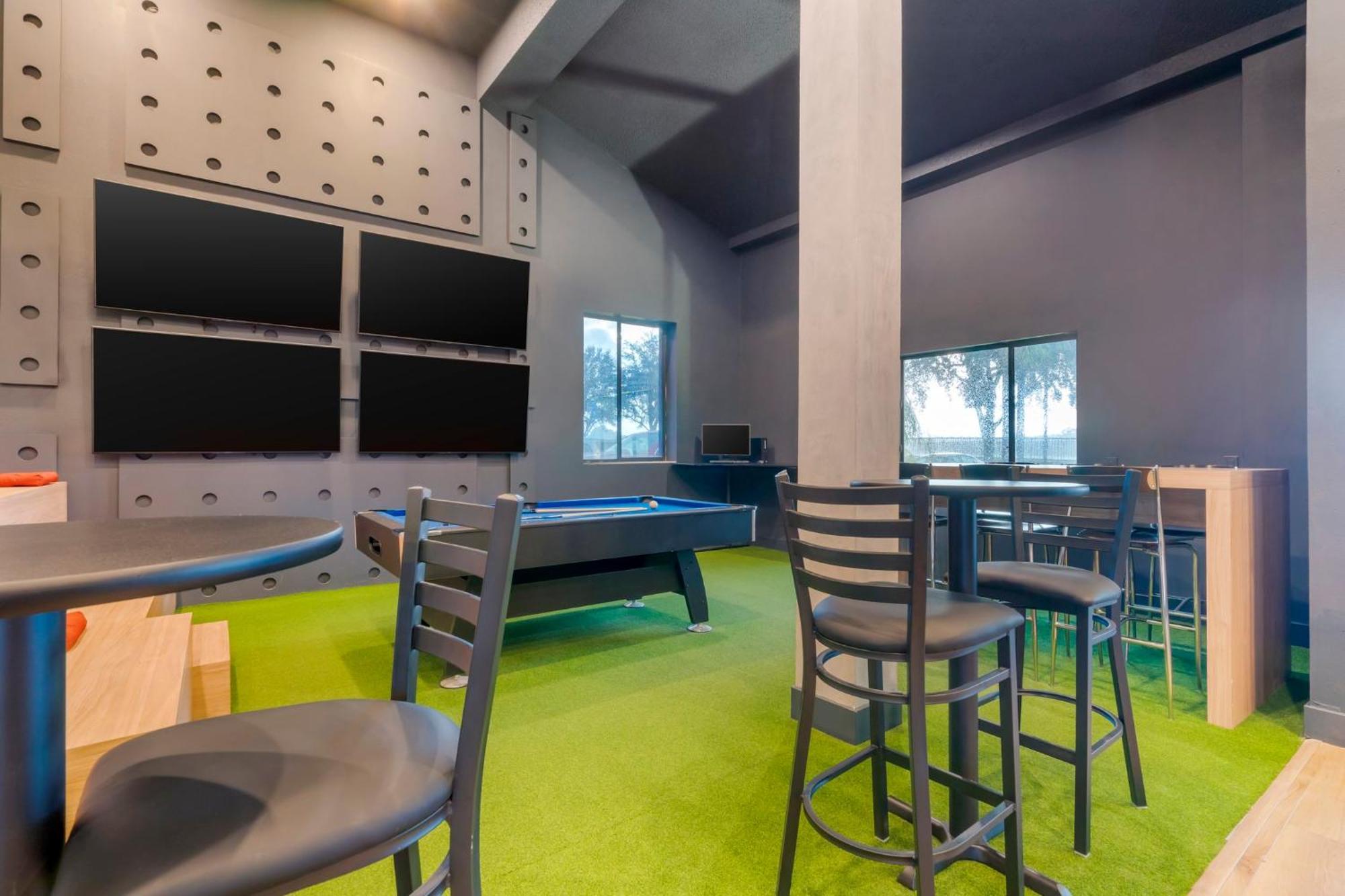 Spot X Hotel Tampa - Wesley Chapel By The Red Collection Exterior foto